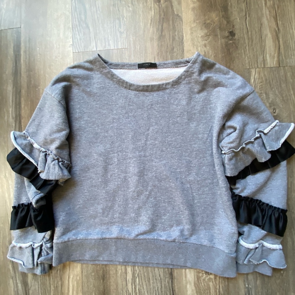 𝅺j.crew Sweatshirt Gray Black Satin Ruffles